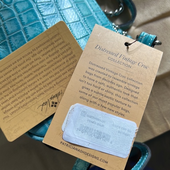 Riley Baguette Crossbody Vintage Distressed Croc Leather - Picture 12 of 12